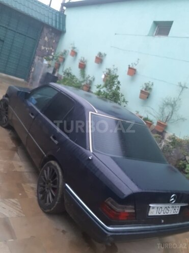 Mercedes E 200 1995, 500,000 km - 2.0 l - Bakı
