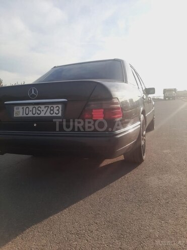 Mercedes E 200 1995, 500,000 km - 2.0 l - Bakı