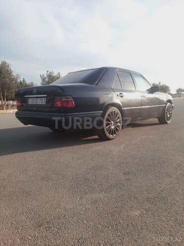 Mercedes E 200 1995, 500,000 km - 2.0 l - Bakı