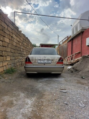 Mercedes C 240 1998, 376,000 km - 2.4 л - Bakı