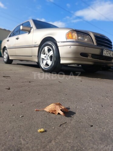 Mercedes C 240 1998, 376,000 km - 2.4 л - Bakı