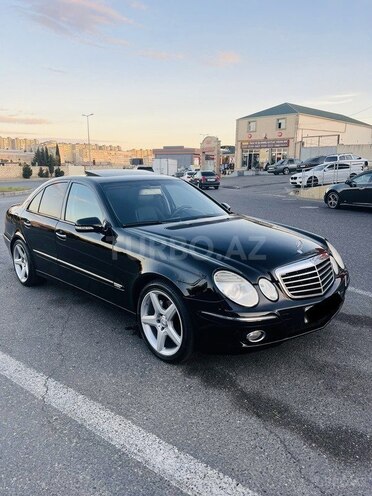 Mercedes E 350 2006, 206,500 km - 3.5 l - Bakı
