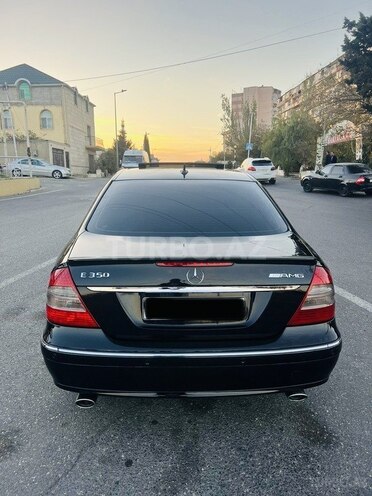 Mercedes E 350 2006, 206,500 km - 3.5 l - Bakı