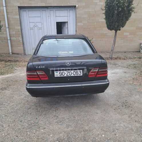 Mercedes E 240 2000, 390,000 km - 2.6 l - Bakı