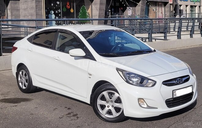 Hyundai Accent 2014, 186,000 km - 1.6 l - Bakı