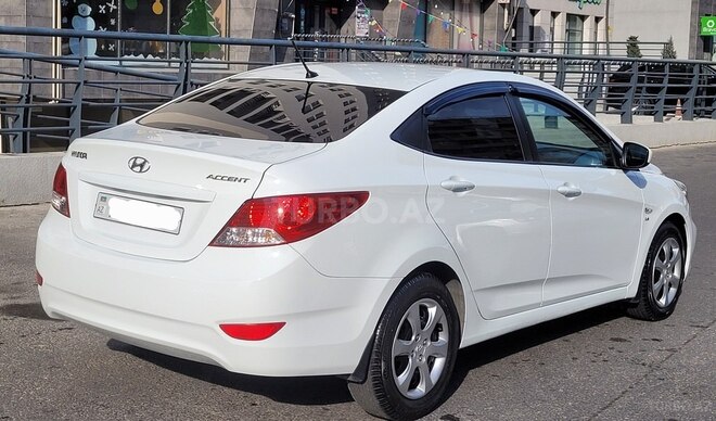 Hyundai Accent 2014, 186,000 km - 1.6 l - Bakı