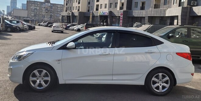 Hyundai Accent 2014, 186,000 km - 1.6 l - Bakı