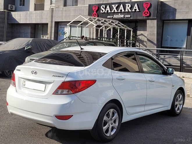 Hyundai Accent 2014, 186,000 km - 1.6 l - Bakı