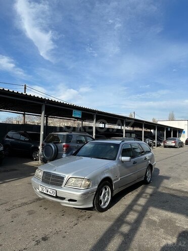 Mercedes C 220 2000, 380,000 km - 2.2 l - Bakı