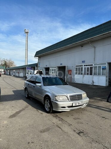 Mercedes C 220 2000, 380,000 km - 2.2 l - Bakı