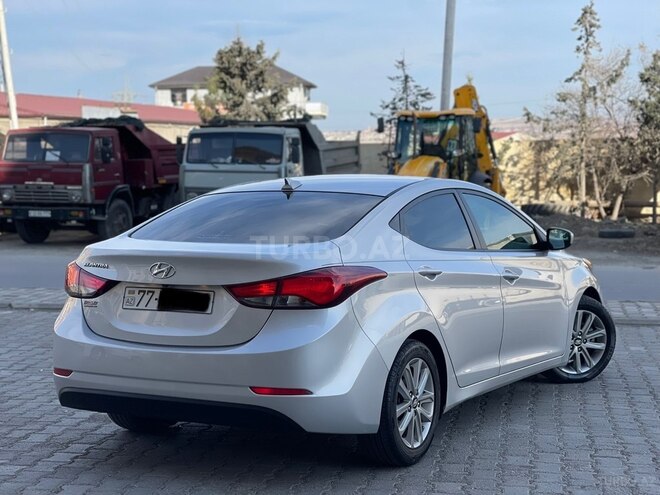 Hyundai Elantra 2015, 142,000 km - 1.8 l - Bakı