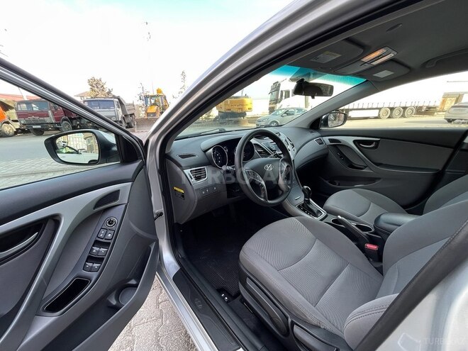 Hyundai Elantra 2015, 142,000 km - 1.8 l - Bakı