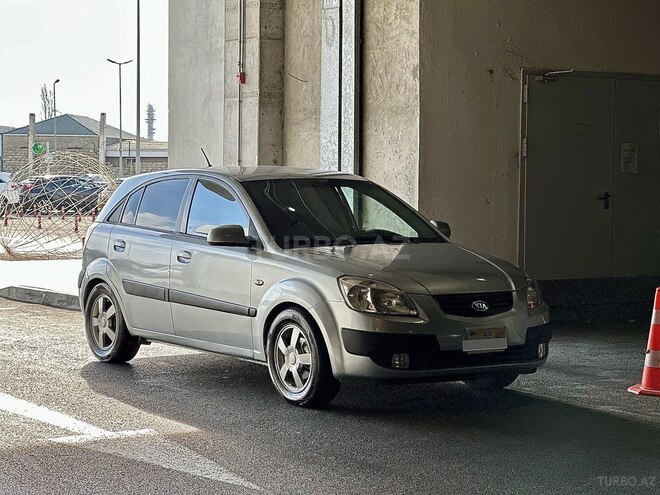 Kia Rio 2006, 395,000 km - 1.5 l - Bakı