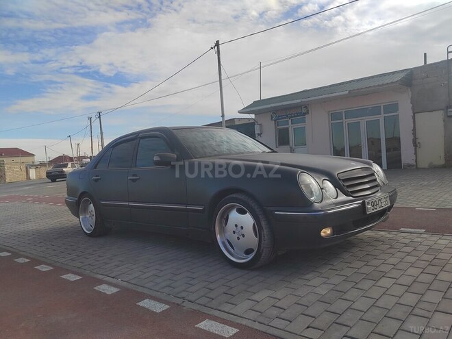 Mercedes E 270 2001, 476,000 km - 2.7 l - Bakı