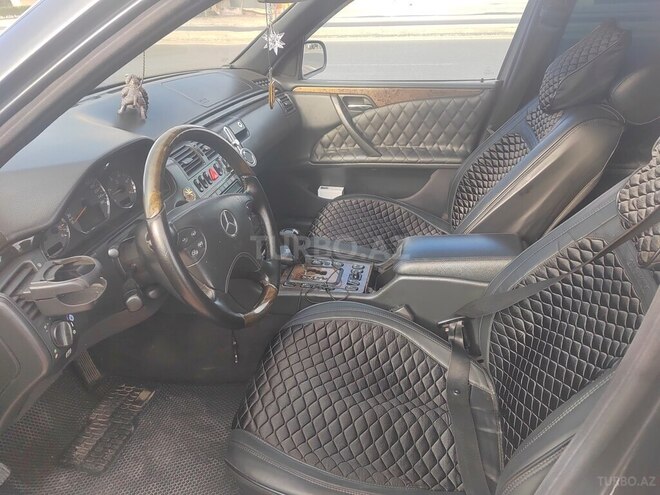 Mercedes E 270 2001, 476,000 km - 2.7 l - Bakı