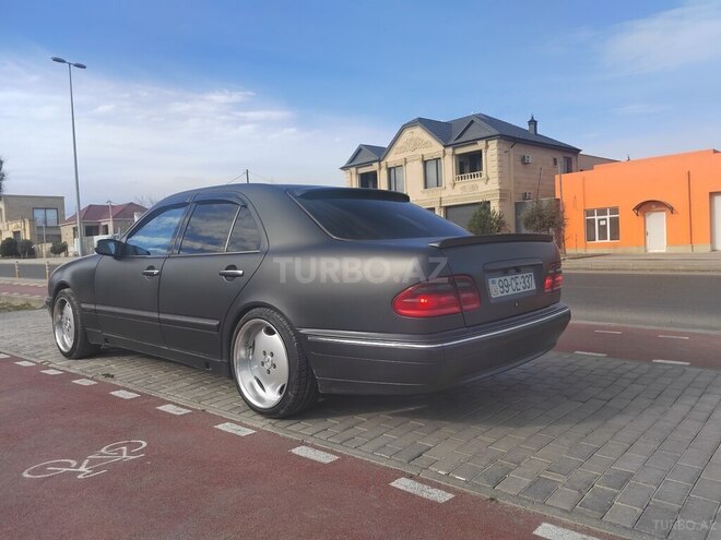 Mercedes E 270 2001, 476,000 km - 2.7 l - Bakı