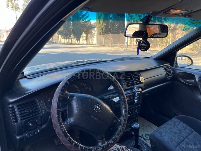Opel Vectra 1998, 200,000 km - 2.0 l - Bakı