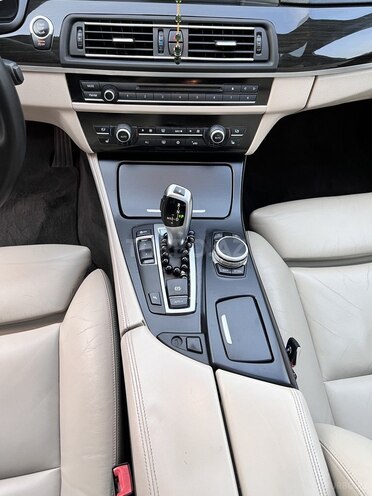 BMW 528 2012, 257,000 km - 2.0 l - Bakı
