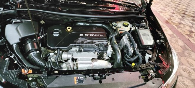 Chevrolet Cruze 2017, 132,000 km - 1.4 l - Qax