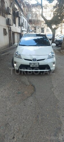 Toyota Prius 2013, 180,000 km - 1.8 l - Bakı