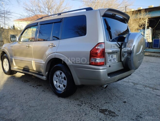 Mitsubishi Pajero 2004, 258,000 km - 3.0 l - Bakı