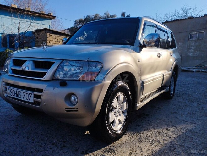 Mitsubishi Pajero 2004, 258,000 km - 3.0 l - Bakı