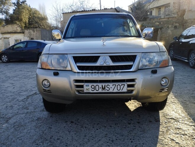 Mitsubishi Pajero 2004, 258,000 km - 3.0 l - Bakı