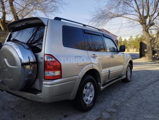 Mitsubishi Pajero 2004, 258,000 km - 3.0 l - Bakı