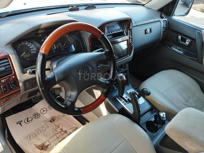 Mitsubishi Pajero 2004, 258,000 km - 3.0 l - Bakı