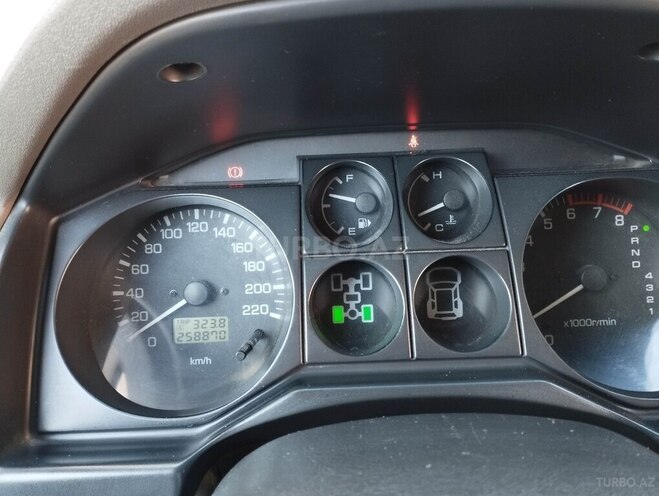 Mitsubishi Pajero 2004, 258,000 km - 3.0 l - Bakı