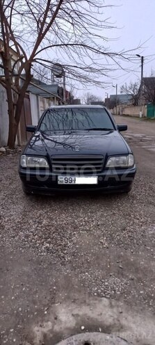 Mercedes C 180 1998, 292,000 km - 2.0 л - Qusar