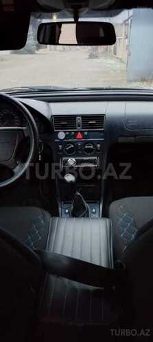 Mercedes C 180 1998, 292,000 km - 2.0 л - Qusar