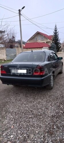 Mercedes C 180 1998, 292,000 km - 2.0 л - Qusar