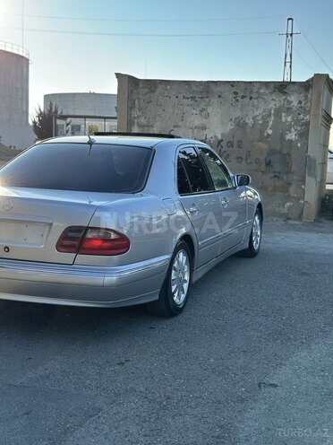 Mercedes E 220 2000, 400,000 km - 2.2 l - Bakı