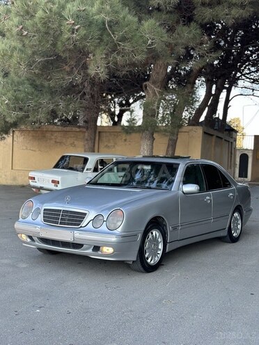 Mercedes E 220 2000, 400,000 km - 2.2 l - Bakı