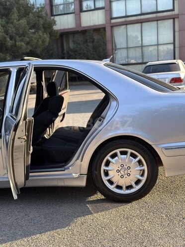 Mercedes E 220 2000, 400,000 km - 2.2 l - Bakı