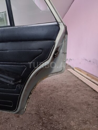 LADA (VAZ) 2107 2002, 45,839 km - 1.5 l - Ucar