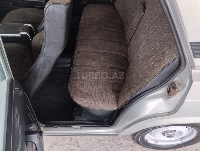 LADA (VAZ) 2107 2002, 45,839 km - 1.5 l - Ucar