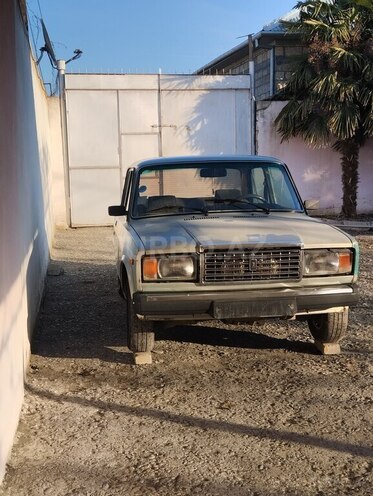 LADA (VAZ) 2107 2002, 45,839 km - 1.5 l - Ucar
