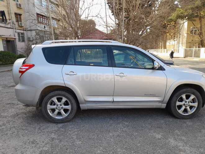 Toyota RAV4 2010, 130,000 km - 2.4 l - Bakı
