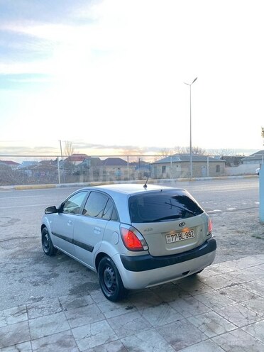 Kia Rio 2005, 300,000 km - 1.4 l - Sumqayıt