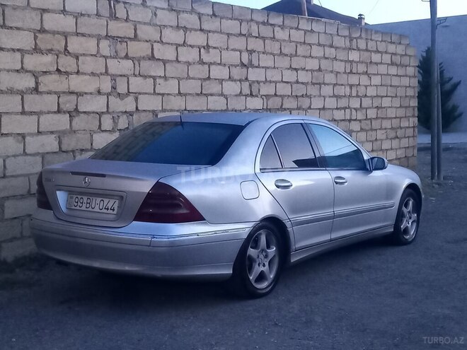 Mercedes C 220 2000, 356,000 km - 2.2 л - Sumqayıt