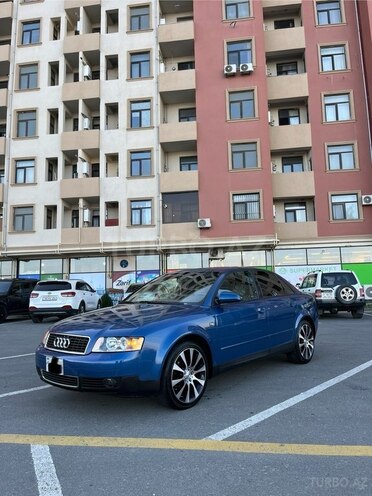 Audi A4 2004, 230,000 km - 1.8 l - Bakı