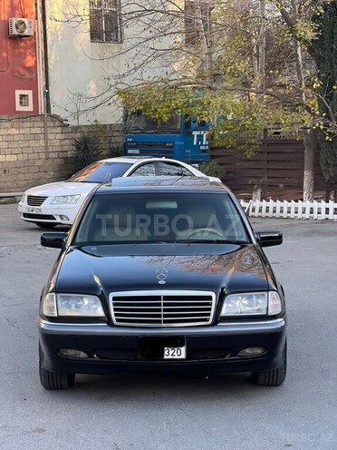 Mercedes C 230 1997, 254,000 km - 2.3 l - Bakı