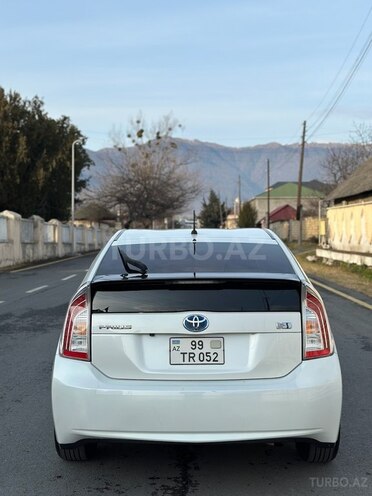 Toyota Prius 2015, 224,000 km - 1.8 l - Zaqatala