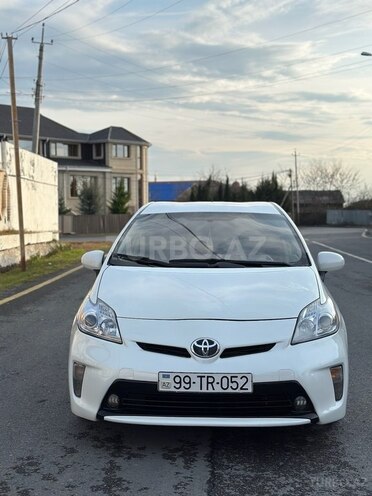 Toyota Prius 2015, 224,000 km - 1.8 l - Zaqatala