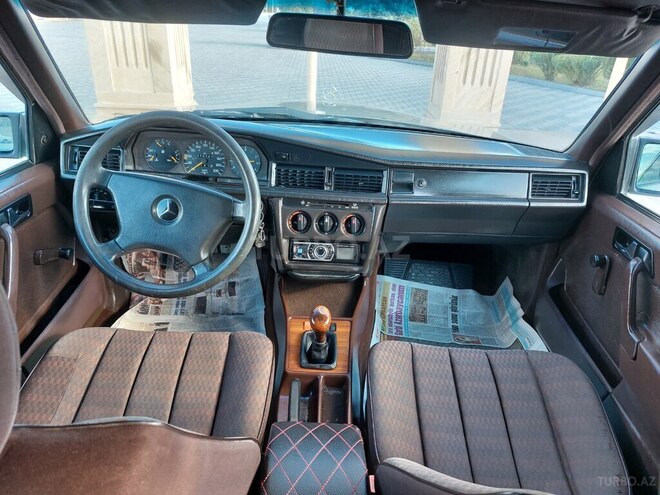 Mercedes 190 1991, 128,448 km - 2.0 l - Bərdə