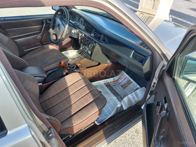 Mercedes 190 1991, 128,448 km - 2.0 l - Bərdə