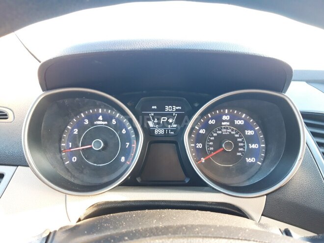 Hyundai Elantra 2015, 89,900 km - 1.8 l - Bakı
