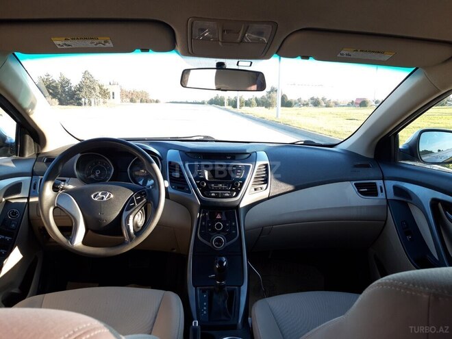 Hyundai Elantra 2015, 89,900 km - 1.8 l - Bakı
